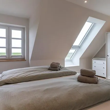 Doppelhaushaelfte In Karolinenkoog, Cleaning Included بيت للعطل *